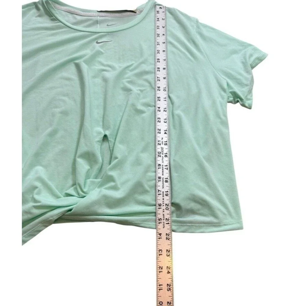 Nike Women's Size XXL Dri-FIT One Luxe Twist Short-Sleeve Top DD4921-379 Plus